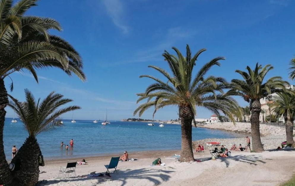 Charmant Studio Climatise Pinede 1 Min De La Mer Sanary-sur-Mer Exterior foto